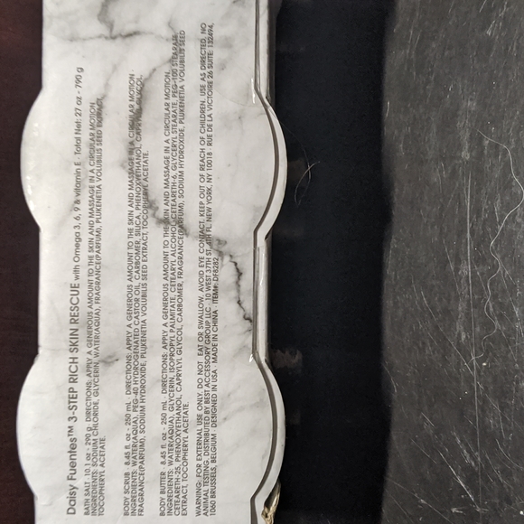 Daisy Fuentes 3-Step Rich Skin Rescue - Picture 8 of 9